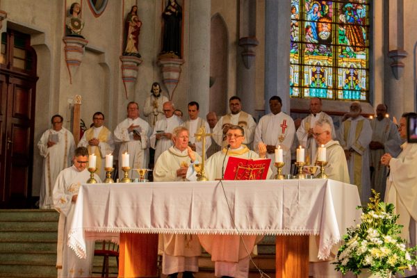 Itacir Brassiani é ordenado bispo da Diocese de Santa Cruz do Sul