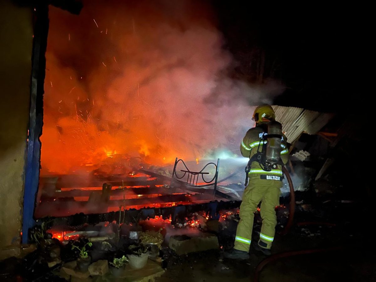 Incêndio destrói casa no interior de Venâncio Aires