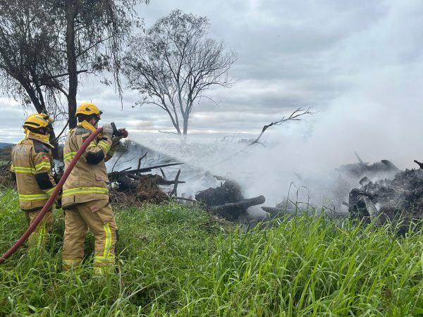 Autoridades suspeitam de incêndio criminoso em Estrela