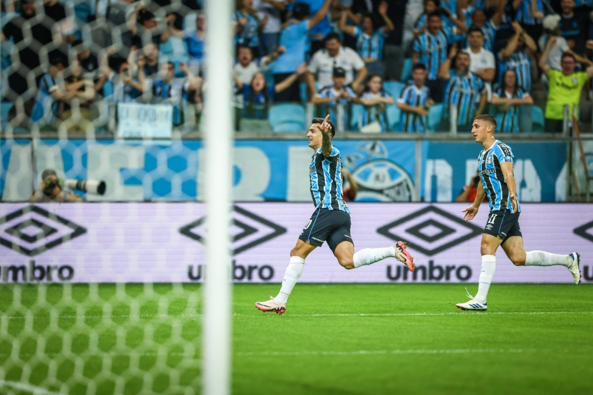 Grêmio vence o Flamengo por 3 a 2 na Arena