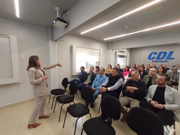 CDL abre série de encontros com candidatos a prefeito