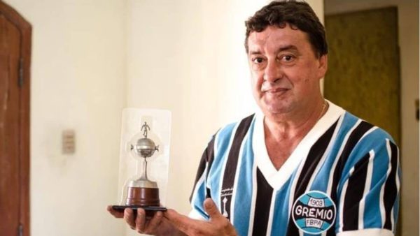 César, autor do gol do título da Libertadores de 1983, morre aos 68 anos