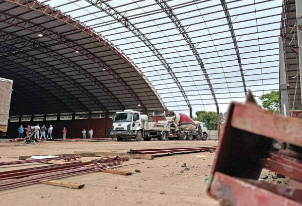 Reforma no parque deve ficar pronta às vésperas da feira