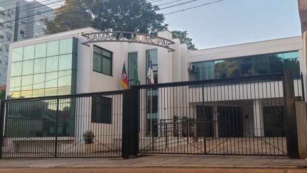 Vereadores aprovam LDO com orçamento de R$ 218 milhões