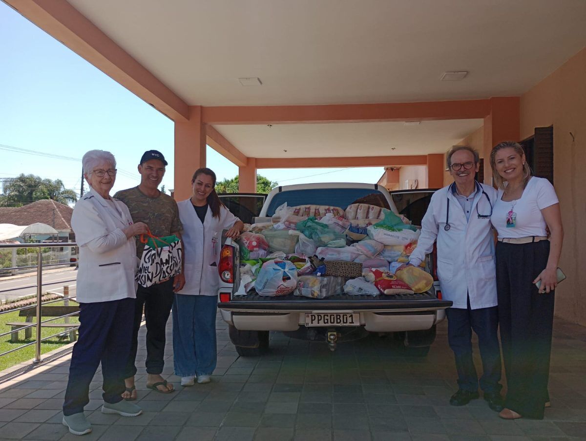 No aniversário de 70 anos, idoso doa uma tonelada de alimentos ao hospital de Progresso