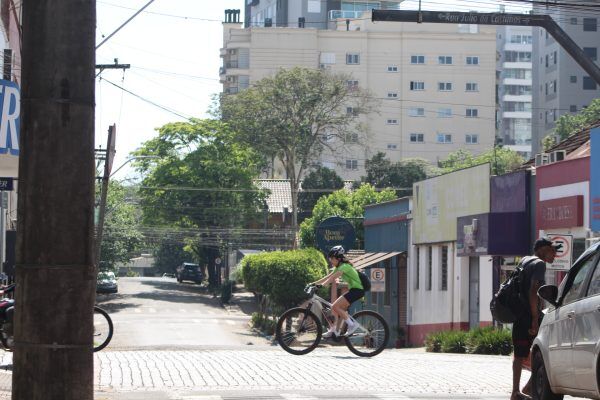 Tempo permanece firme e ensolarado na região