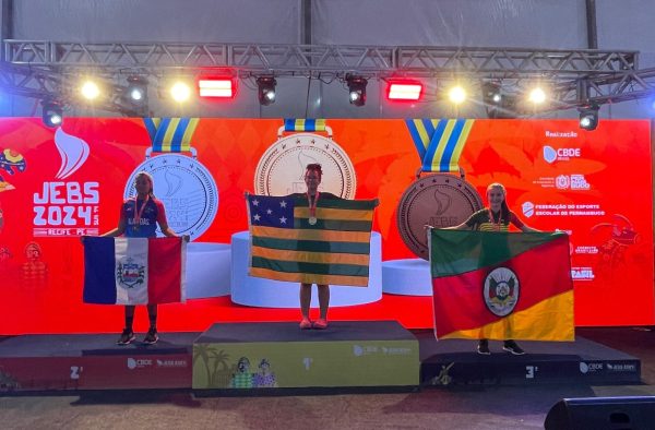 Aluna de Estrela leva medalha de bronze no ciclismo em Pernambuco