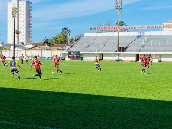 Guarani apresenta dois reforços para jogo deste sábado