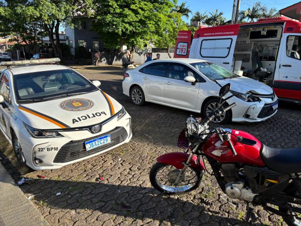 Colisão entre moto e carro deixa motociclista ferido no São Cristóvão