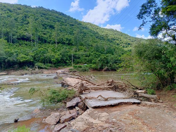 Assinado contrato para a ponte que ligará Guaporé e Anta Gorda