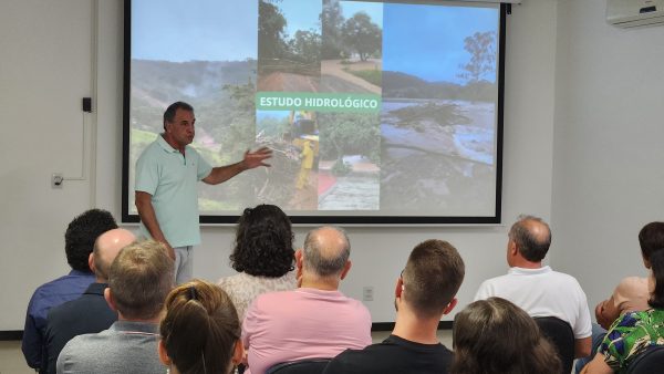 Santa Clara do Sul apresenta estudo hidrológico