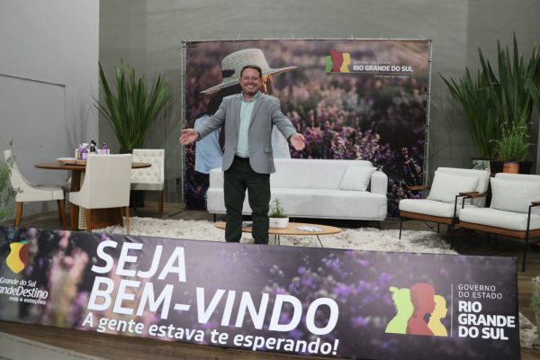 Setur participa de eventos para promover turismo no estado