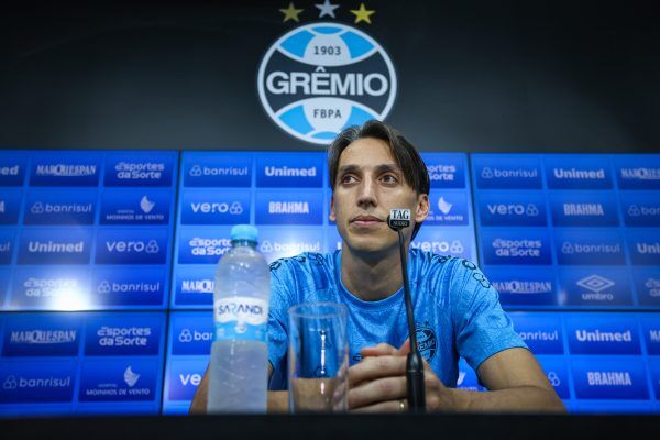 Após 11 anos no Grêmio, Geromel anuncia aposentadoria