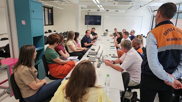 Reunião discute ampliação da Defesa Civil e Planos Diretores no Vale