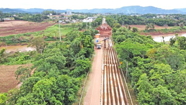 Por ora, EGR descarta mudar prazo da obra