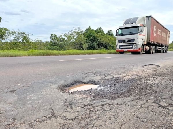 Usuários cobram melhorias. Daer não dá prazo para recuperar trecho da ERS-436