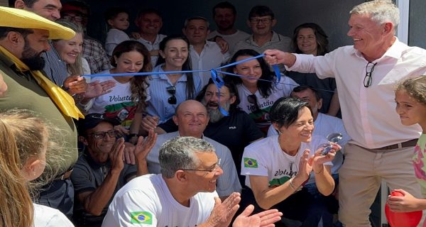 Voluntários inauguram escola para 500 crianças em Cruzeiro do Sul