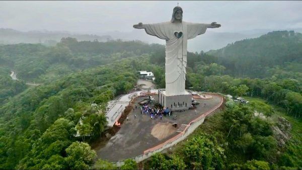 Leite anuncia data de inauguração do complexo do Cristo Protetor