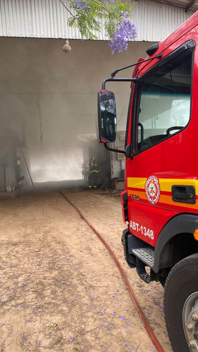 Bombeiros combatem oitavo incêndio em estufa de tabaco