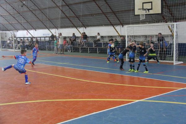 Campeonato Piá de Futsal inicia a fase eliminatória neste sábado