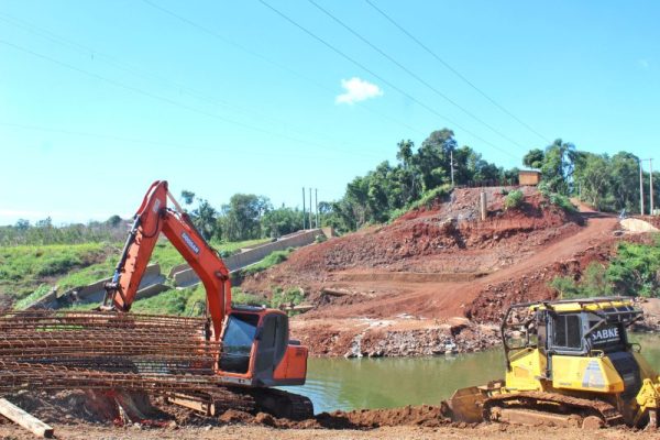 “Pelo ritmo atual, ponte só em setembro de 2025”, afirma Lucchese