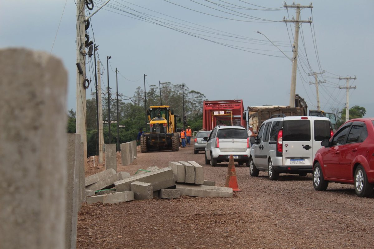 Trânsito na Ponte de Ferro será interrompido nesta quinta e no sábado