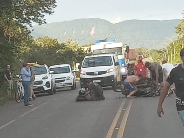 Acidente na ERS-130 deixa fluxo lento próximo a entrada de Arroio do Meio