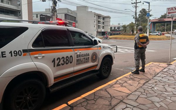 BM recupera motocicleta furtada e apreende menor em Estrela