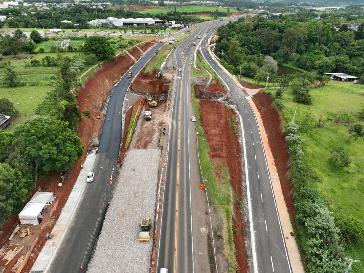 Evolução das obras de duplicação desviam tráfego na BR-386, em Lajeado