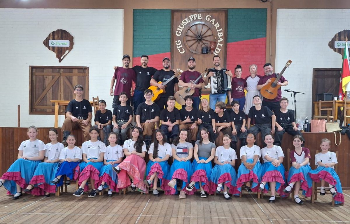 Invernada Mirim apresenta coreografia de “Dançando Nossas Origens III”