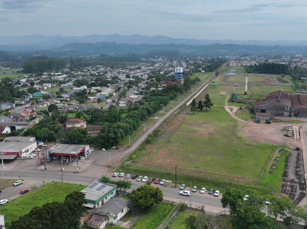 Jarbas anuncia pacote de obras para início do segundo mandato