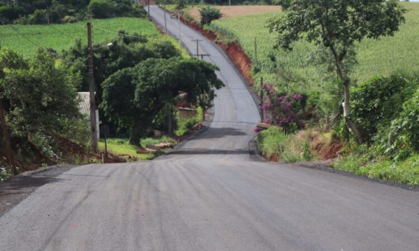 Pavimentação da Estrada Boa Esperança Alta chega na reta final