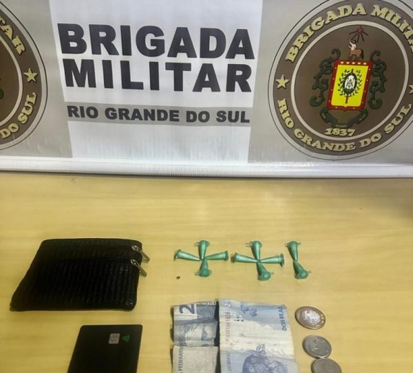 Jovem é preso por tráfico de drogas em Bom Retiro do Sul