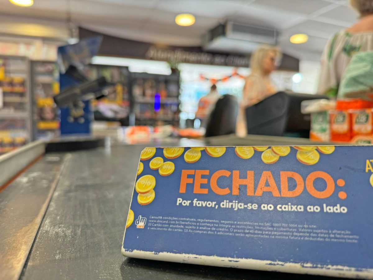 Saiba o que abre e o que fecha no feriado de Finados