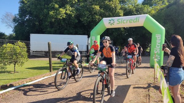 Pedal do Costelão celebra 90 anos de Arroio do Meio e reúne 50 ciclistas