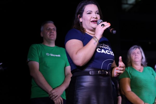 Luzes, magia, diversão e prêmios em noite do 1º sorteio da campanha