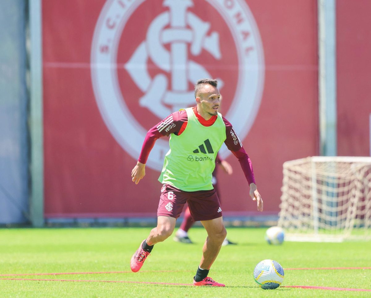 Com ausências importantes, Inter visita o Vasco