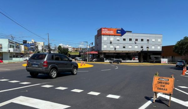 Lajeado conclui rótula e libera acesso da ERS-130 ao bairro Montanha