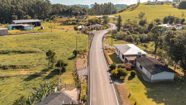 Programa Asfalto Comunitário: trecho na Linha Argola está finalizado