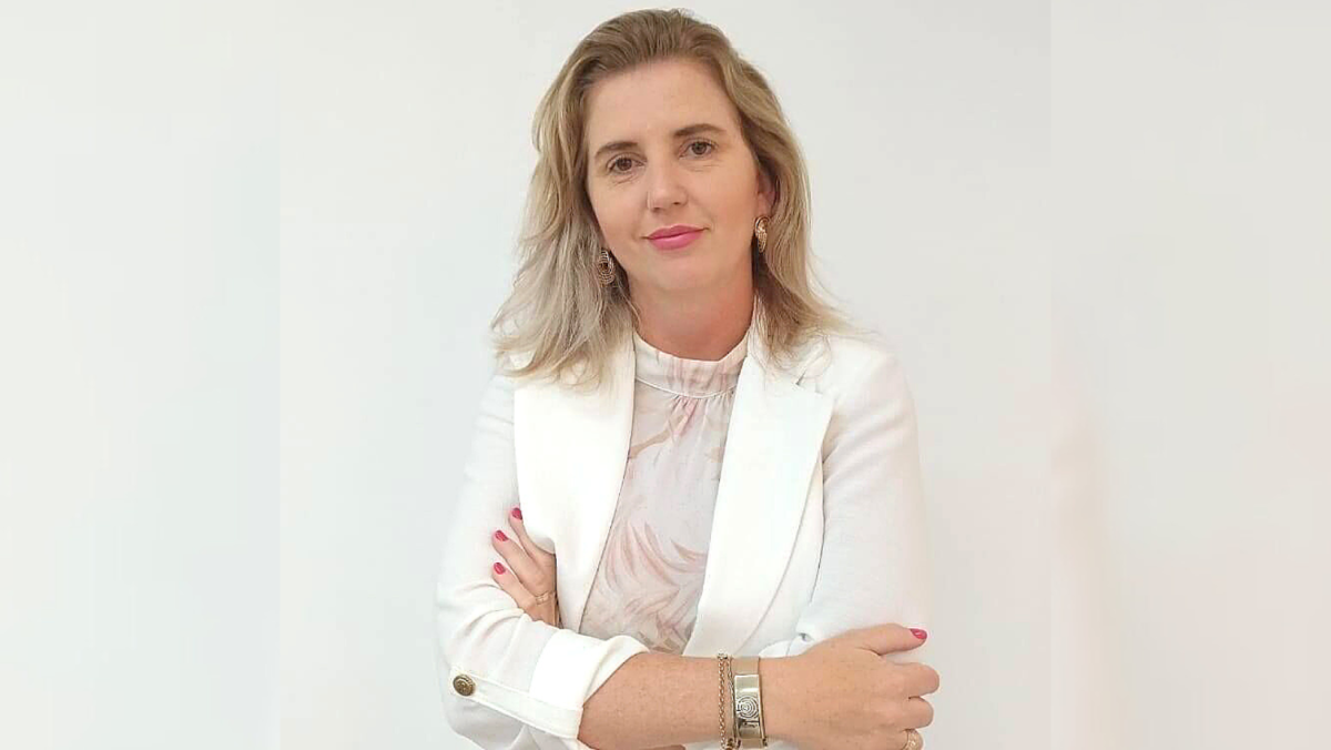 Carine anuncia secretários e projeta mudanças na estrutura da administração