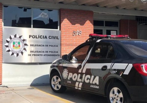 Polícia Civil investiga trio que atirou com arma de fogo em Pitbull