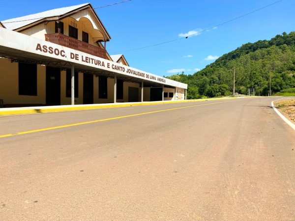 Pavimentação asfáltica de Linha Andréas será inaugurada neste sábado