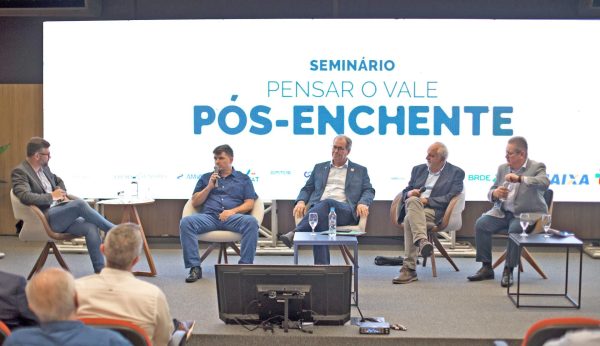 Painel debate coberturas jornalísticas em 2024