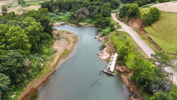 Administração emite ordem de início para reconstrução de ponte