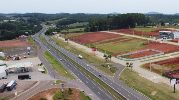 Estrela concede incentivos para receber novo CD da Costaneira