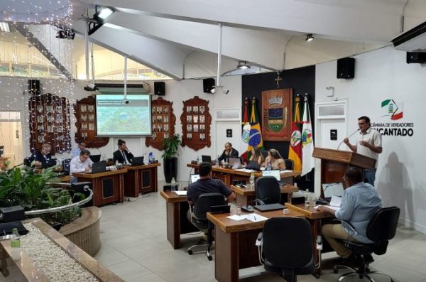 Câmara de Encantado inicia trabalhos da nova legislatura