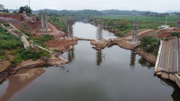 Ministério Público vistoria obras na ponte da 130