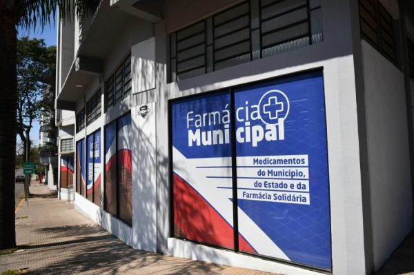 Farmácia Municipal atende em novo horário a partir desta segunda