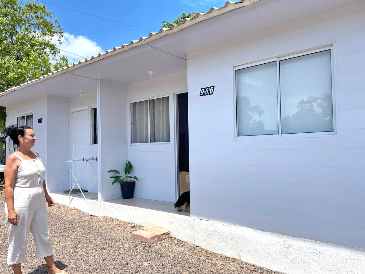 Entre o recomeço longe de casa e a persistência