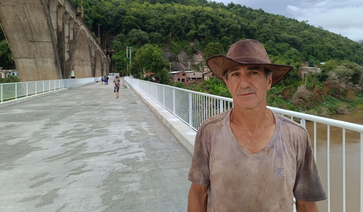 Ponte Brochado da Rocha é liberada para pedestres